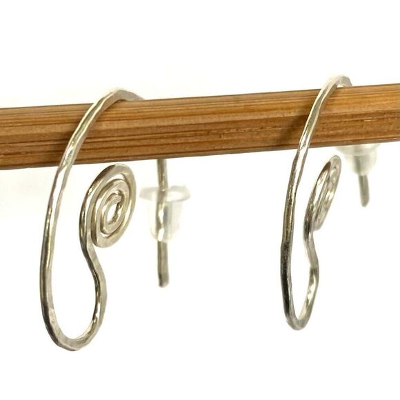 BO# 925 Silver Matching Chain Pendant & Earrings - Picture 3 of 12